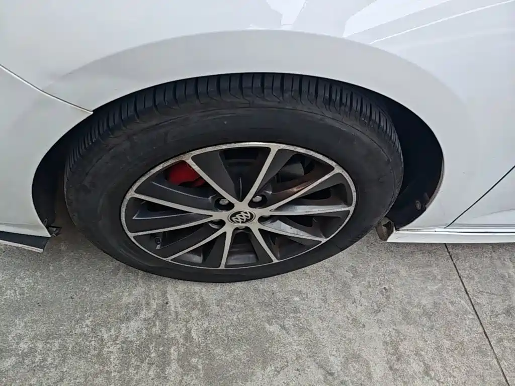 Buick Verano — миниатюра 23