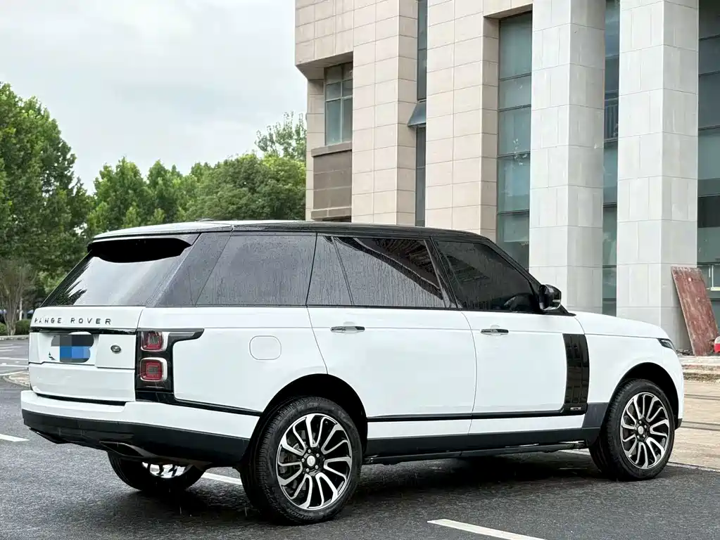Land Rover Range Rover — миниатюра 10