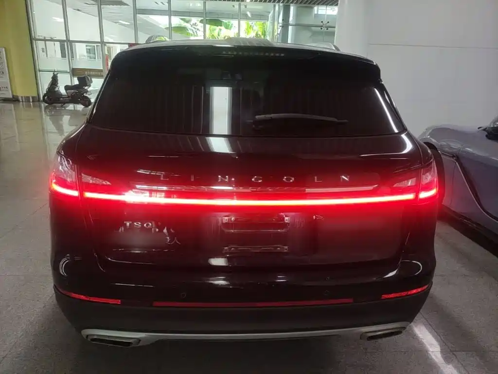 Lincoln Nautilus — миниатюра 6