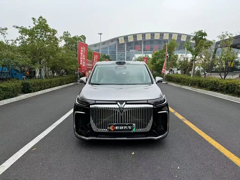 LANTU AUTOMOBILE LANTU DREAMER