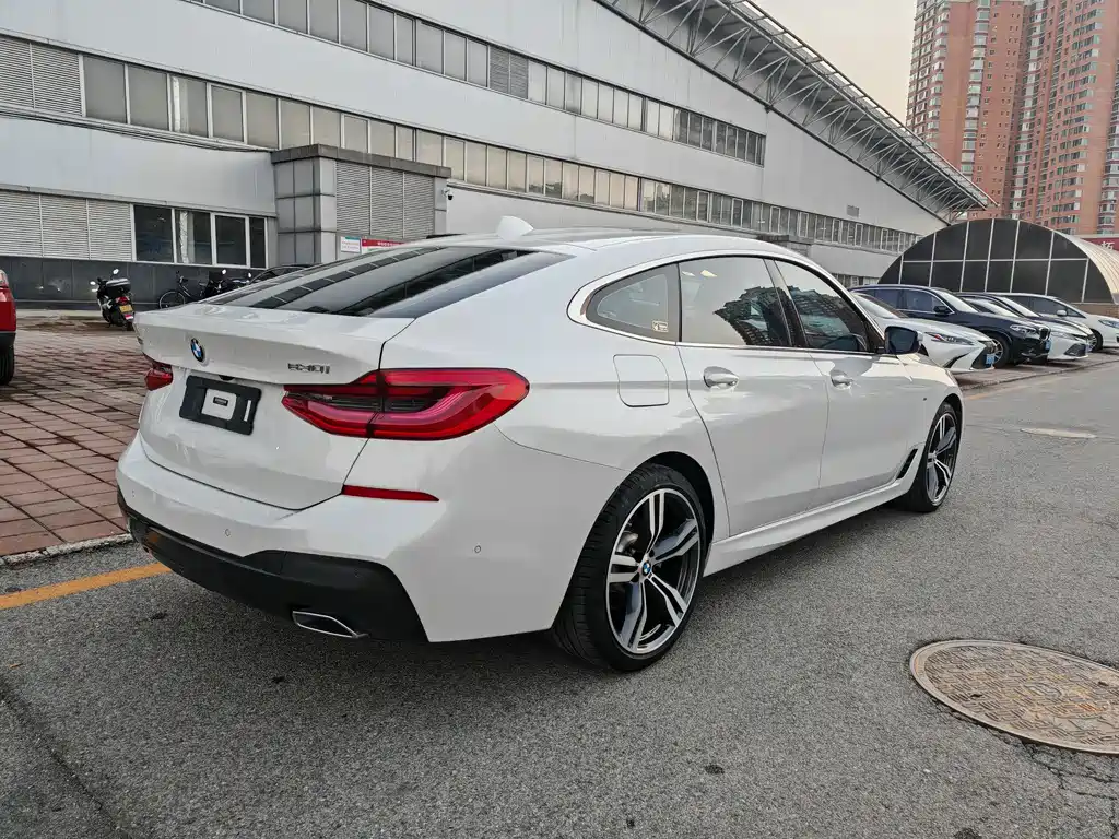 BMW 6 SERIES GT