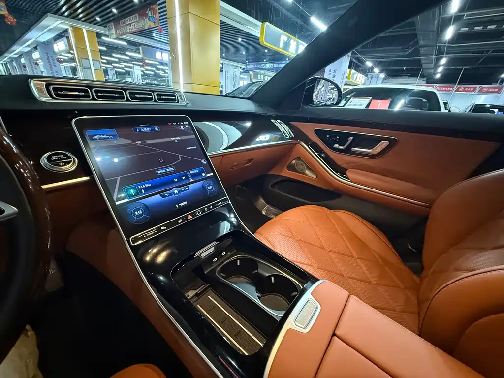 Mercedes-Benz S-Class — миниатюра 8
