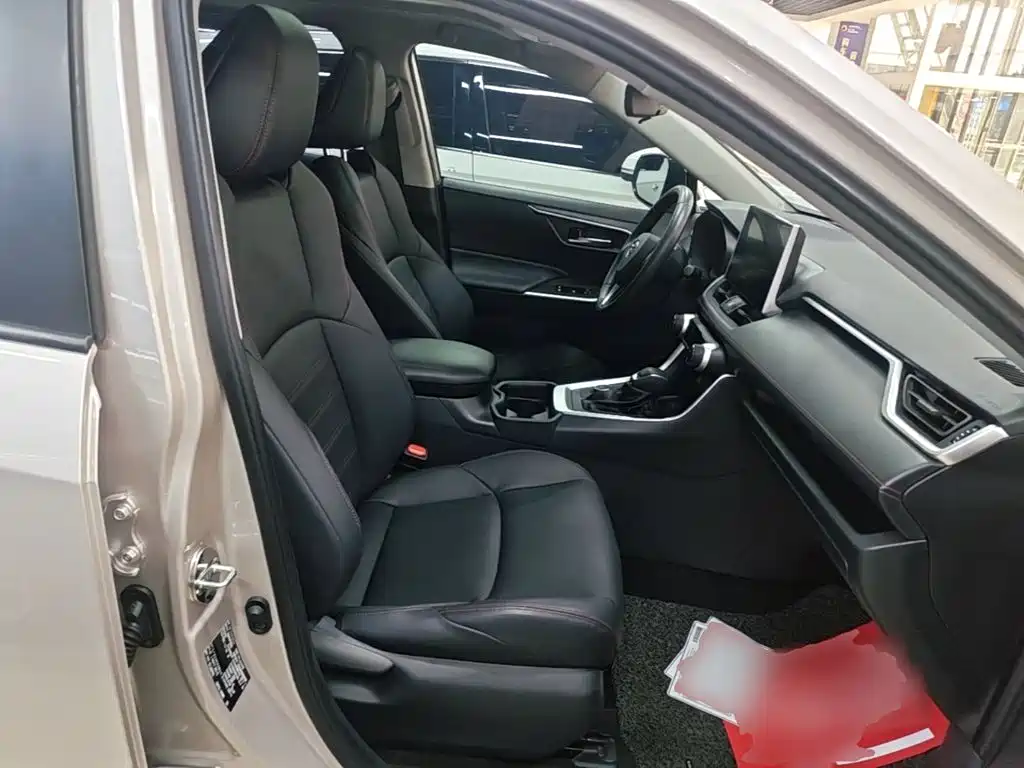 Toyota Wildlander New Energy — миниатюра 25