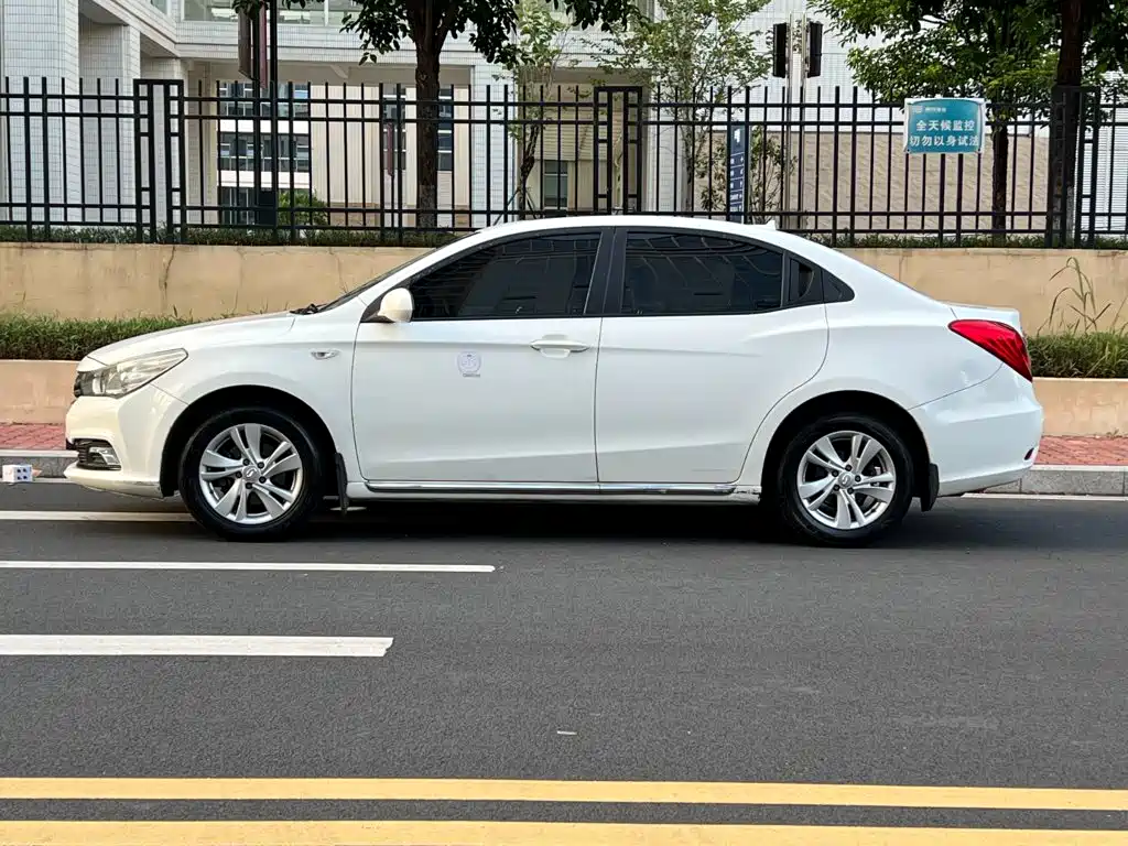 GAC Motor Trumpchi GA3S — миниатюра 27