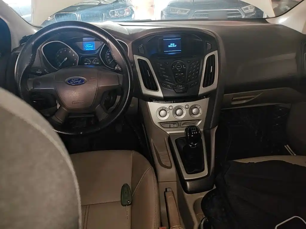 Ford Focus — миниатюра 10