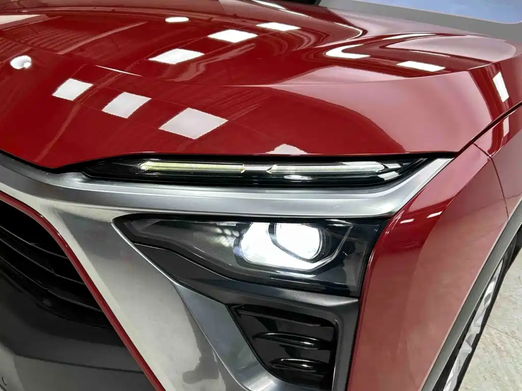 NIO ES8 — миниатюра 25