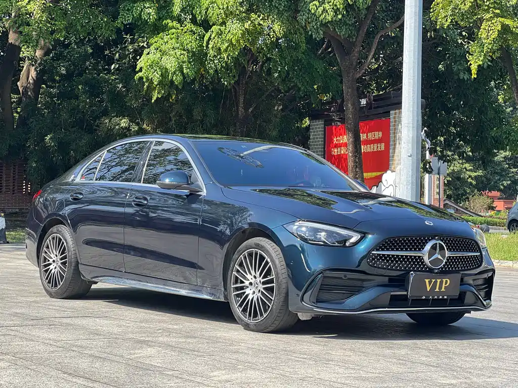 Mercedes-Benz C-Class — миниатюра 6