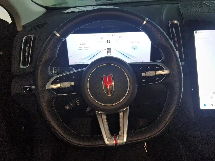 Hongqi Hongqi HS3 PHEV — миниатюра 14