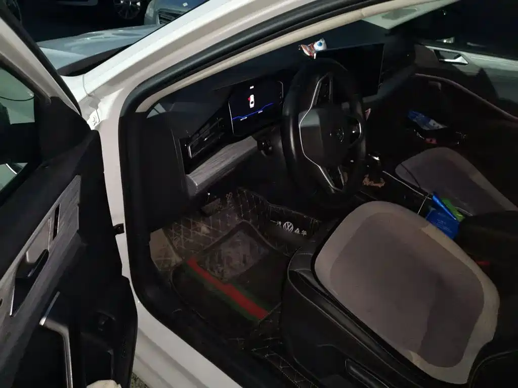 Volkswagen Sagitar — миниатюра 14