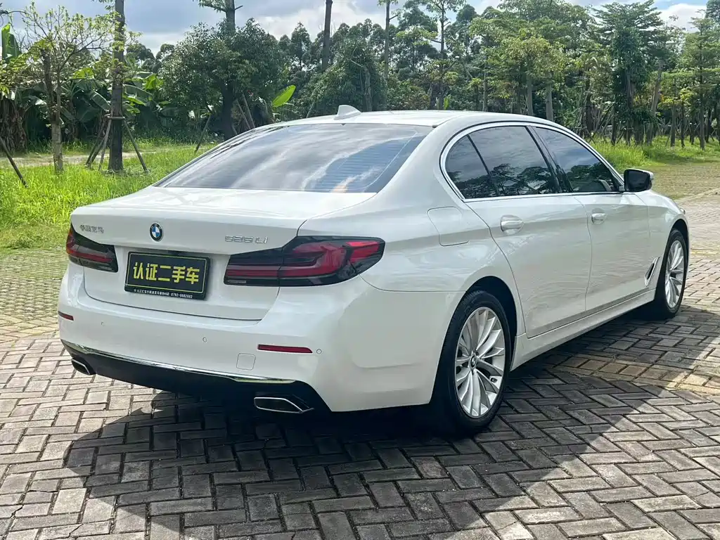 BMW 5 Series 5 2022 525Li Luxury