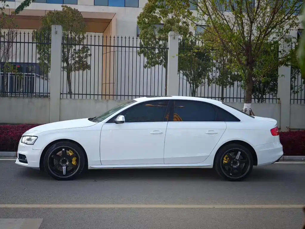 Audi A4L 2015 45 TFSI quattro Sport