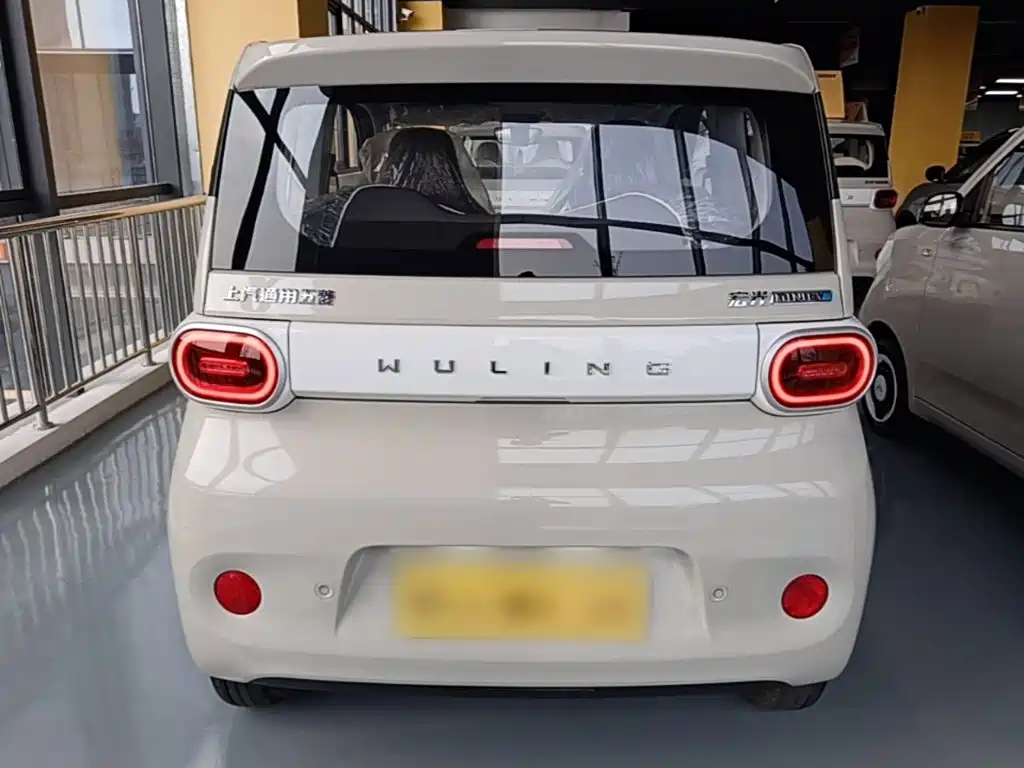 Wuling MINIEV — миниатюра 4