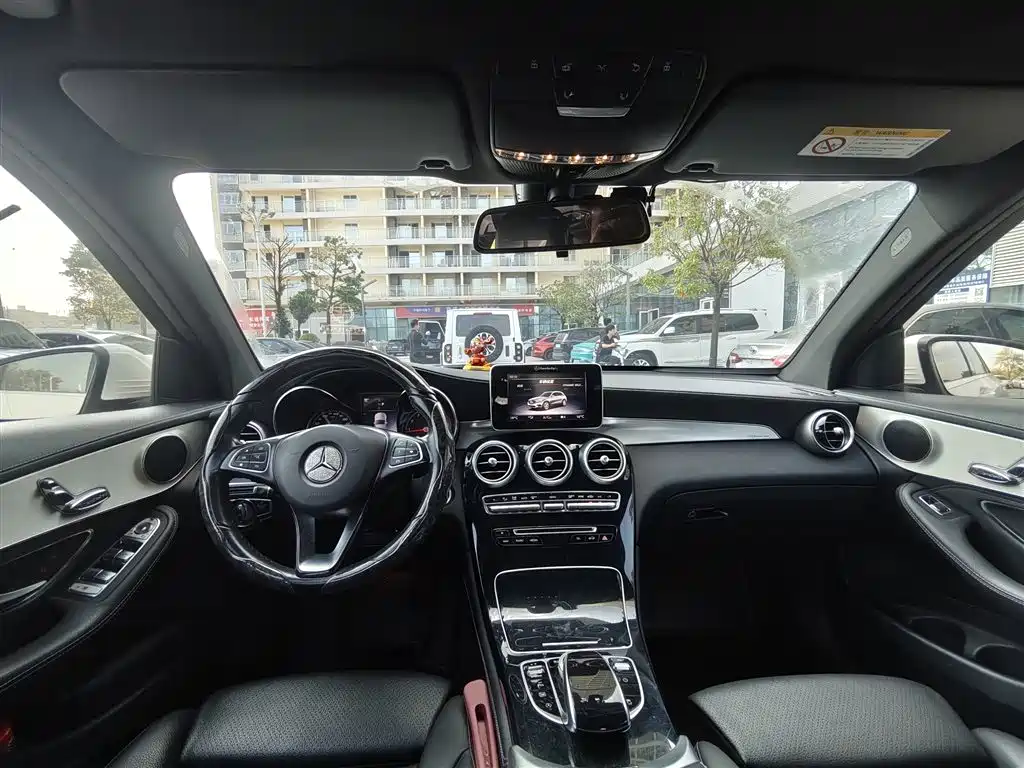Mercedes-Benz GLC — миниатюра 6