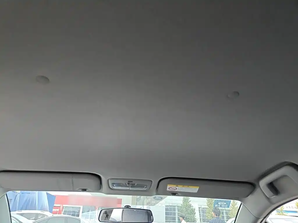 Toyota Yaris L — миниатюра 18