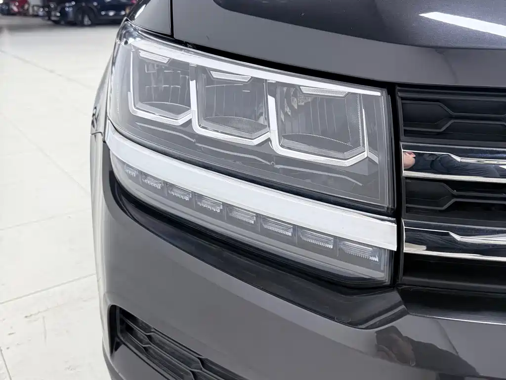 Volkswagen Tharu — миниатюра 7