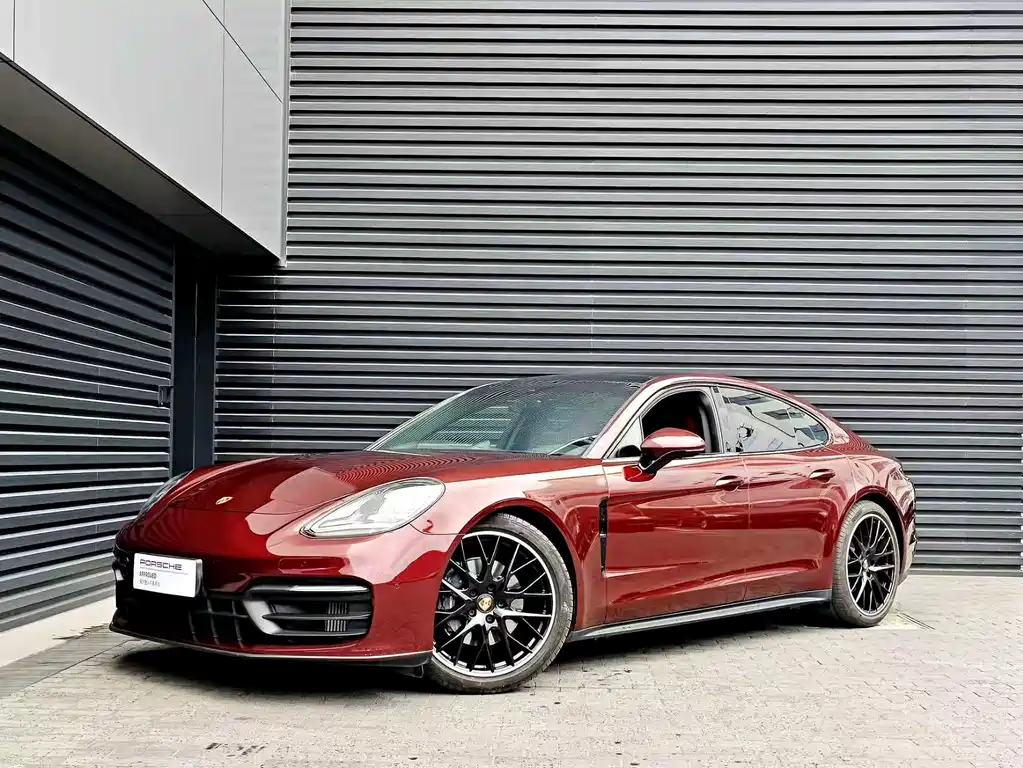Porsche Panamera 2022