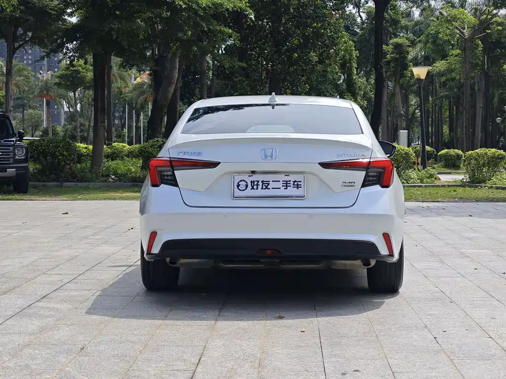 Honda Integra 2023 240TURBO CVT Smart