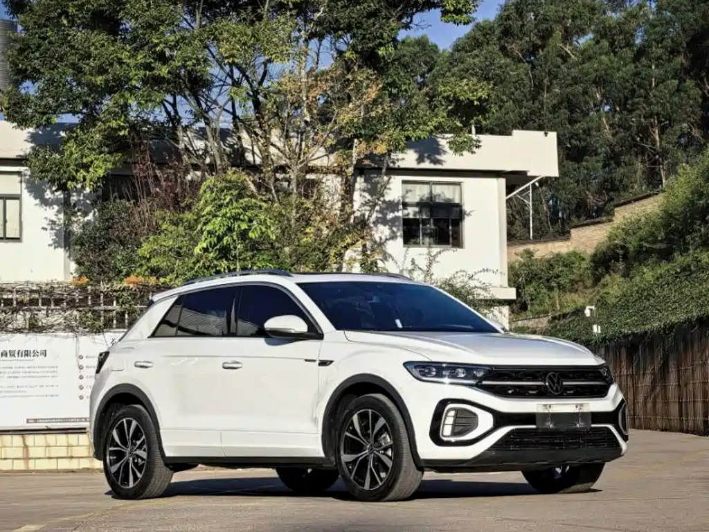 Volkswagen T-Roc 2024 — фото 3