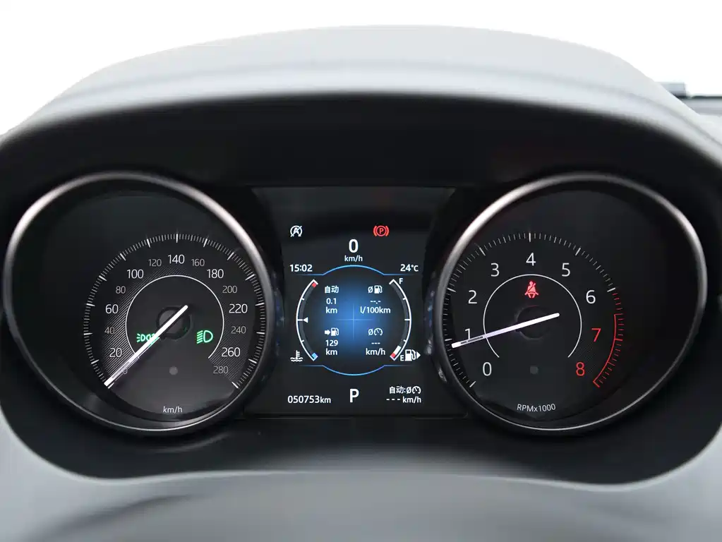 Jaguar E-PACE — миниатюра 19