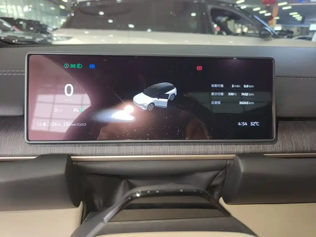 NIO ES6 — миниатюра 12
