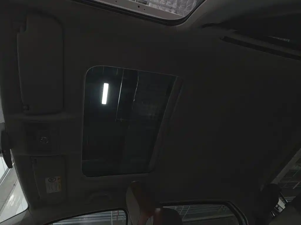 Volkswagen up! — миниатюра 14