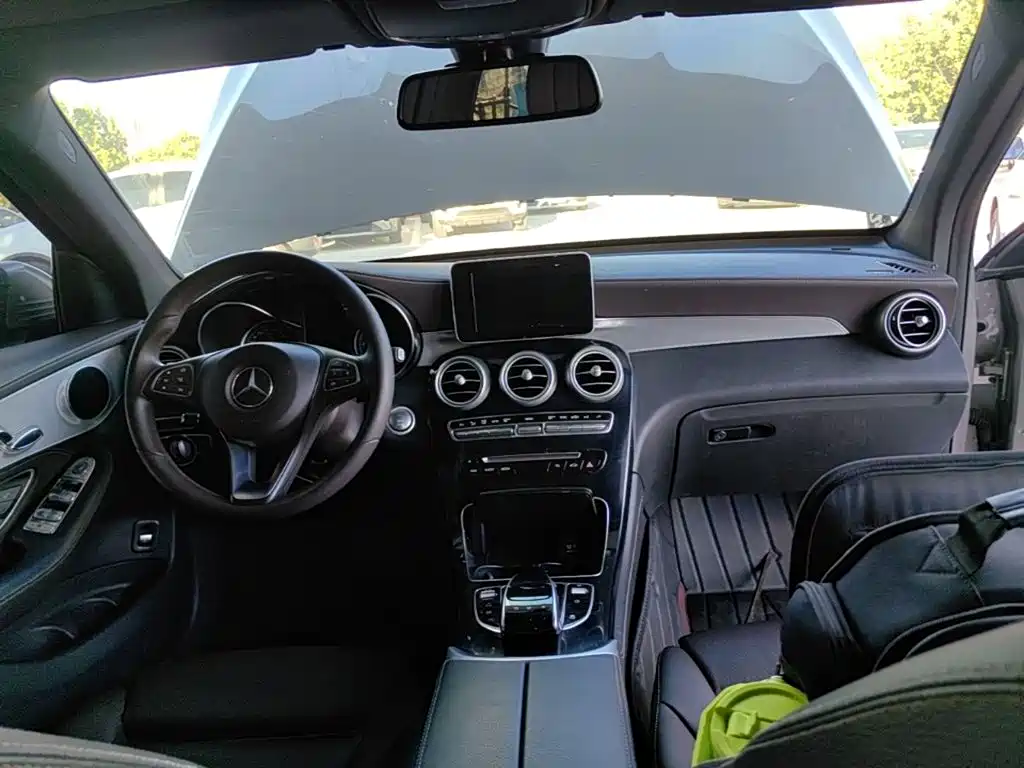 Mercedes-Benz GLC — миниатюра 10