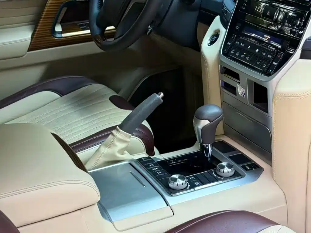 Toyota Land Cruiser — миниатюра 5
