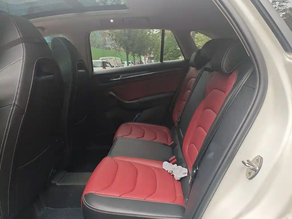 Skoda Kodiaq GT — миниатюра 13