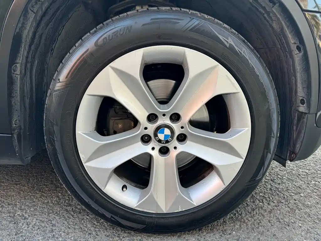 BMW X6 — миниатюра 15