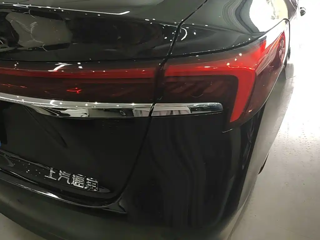 Buick LaCrosse — миниатюра 8