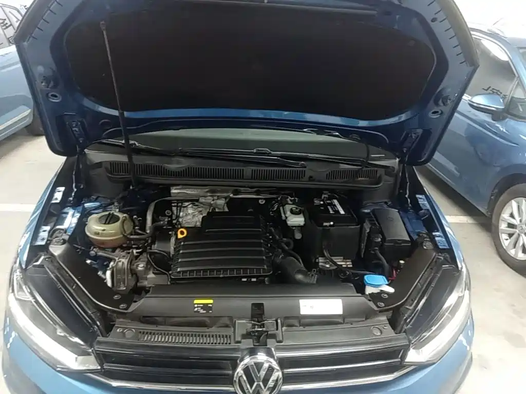 Volkswagen Touran — миниатюра 20