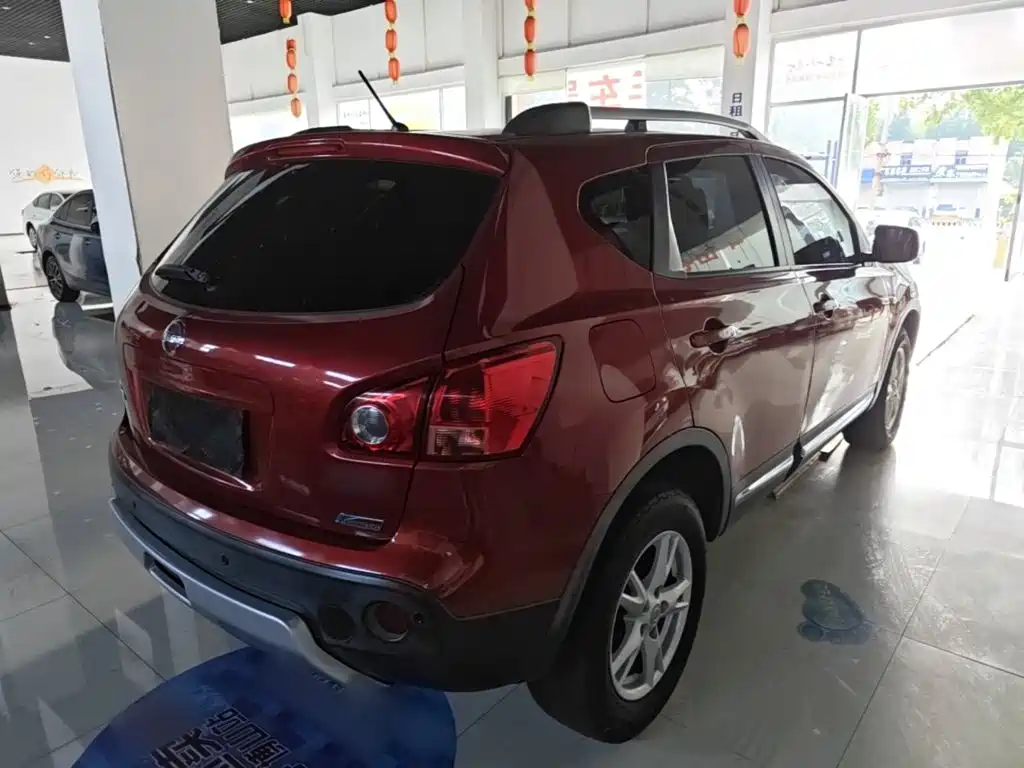 Nissan Qashqai — миниатюра 7