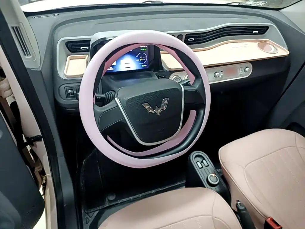 Wuling MINIEV — миниатюра 11