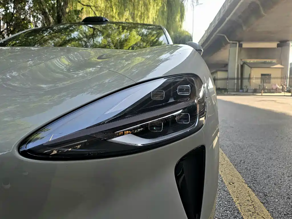 XIAOMI CAR XIAOMI SU7