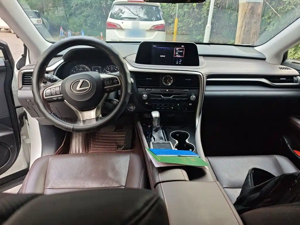 Lexus RX — миниатюра 13
