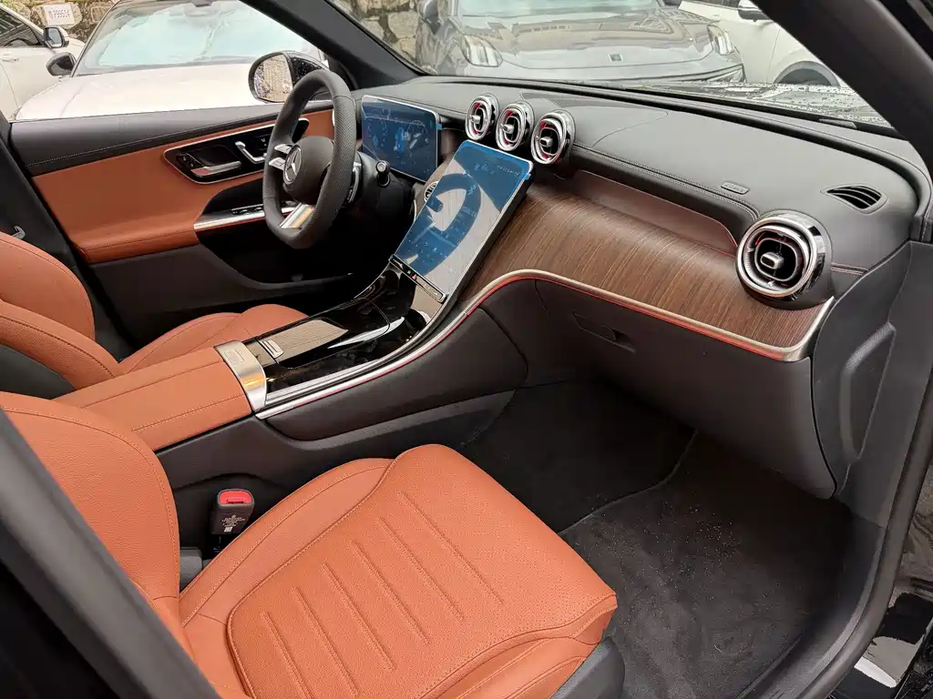Mercedes-Benz GLC — миниатюра 13