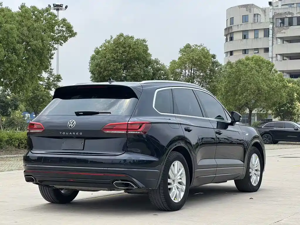 Volkswagen Touareg — миниатюра 8