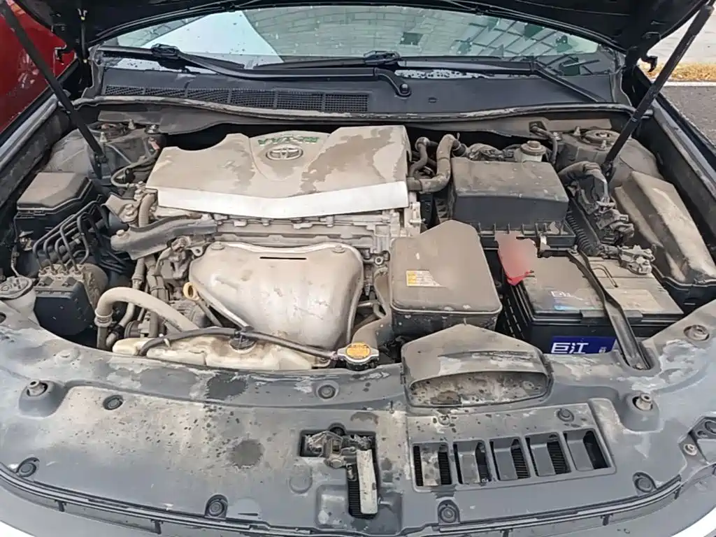 Toyota Camry — миниатюра 20