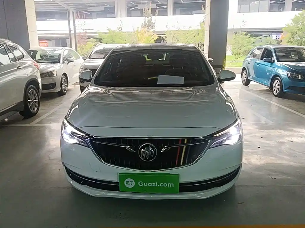 Buick Excelle — миниатюра 3