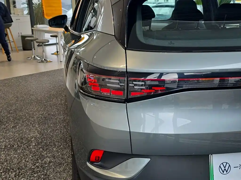 Volkswagen ID.4 Crozz — миниатюра 6