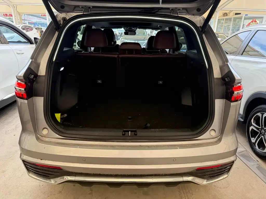 Geely Xingyue L — миниатюра 4