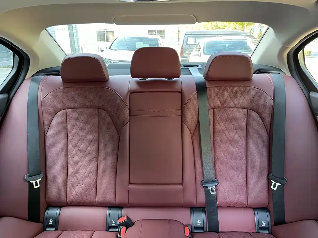 BMW 3 Series — миниатюра 9