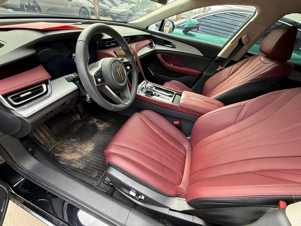 Hongqi Hongqi H5 — миниатюра 4