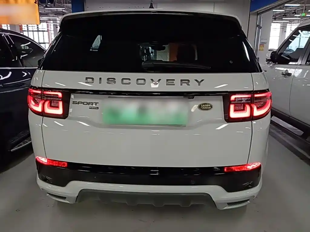 Land Rover Discovery Sport Hybrid — миниатюра 6