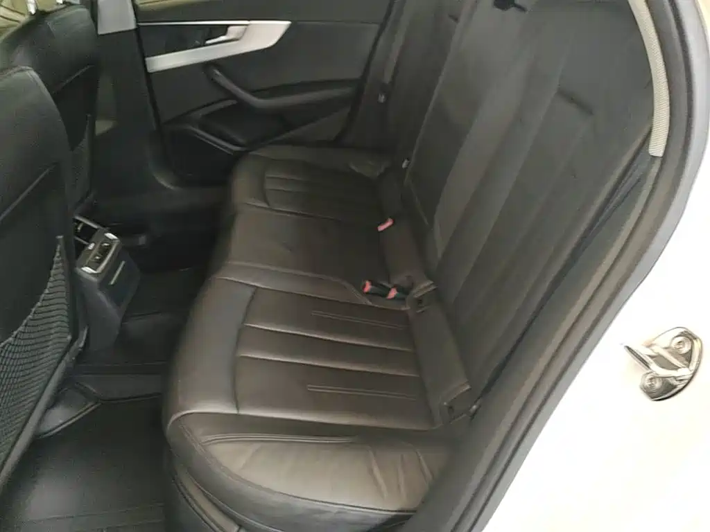 Audi A4L — миниатюра 17