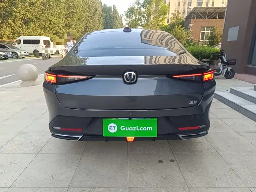 Changan Yida — миниатюра 6