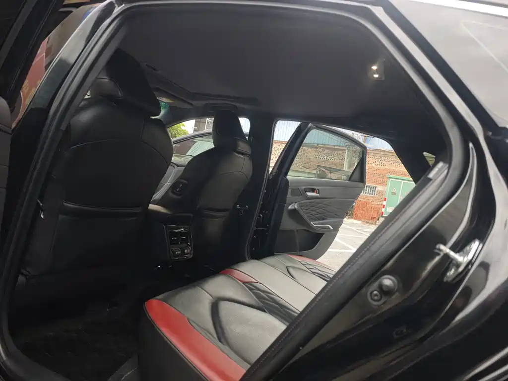 Toyota Avalon — миниатюра 12