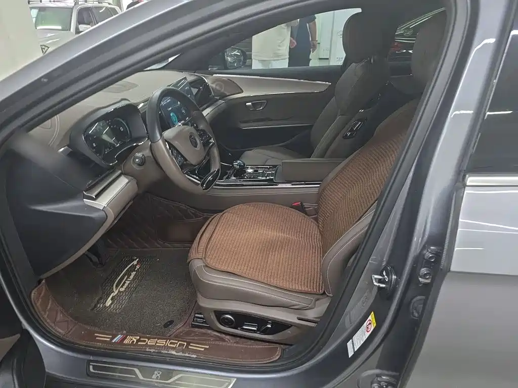 BYD Han — миниатюра 11