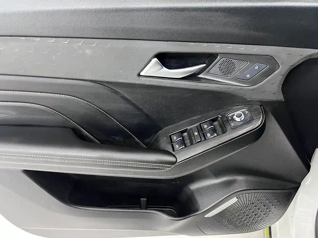 Haval Chitu — миниатюра 13