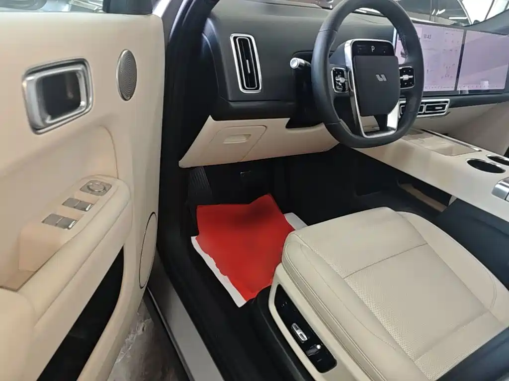 Li Auto Li L8 — миниатюра 16